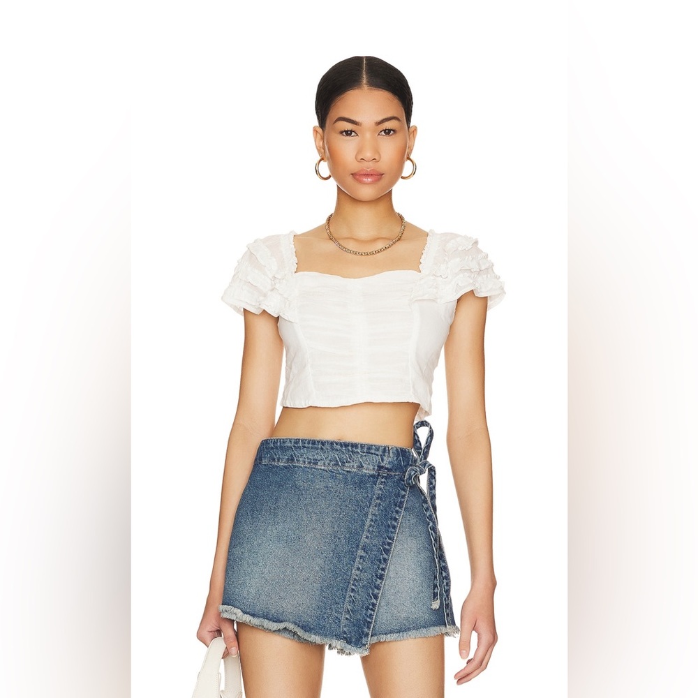 Free people white cropped top- women’s size L